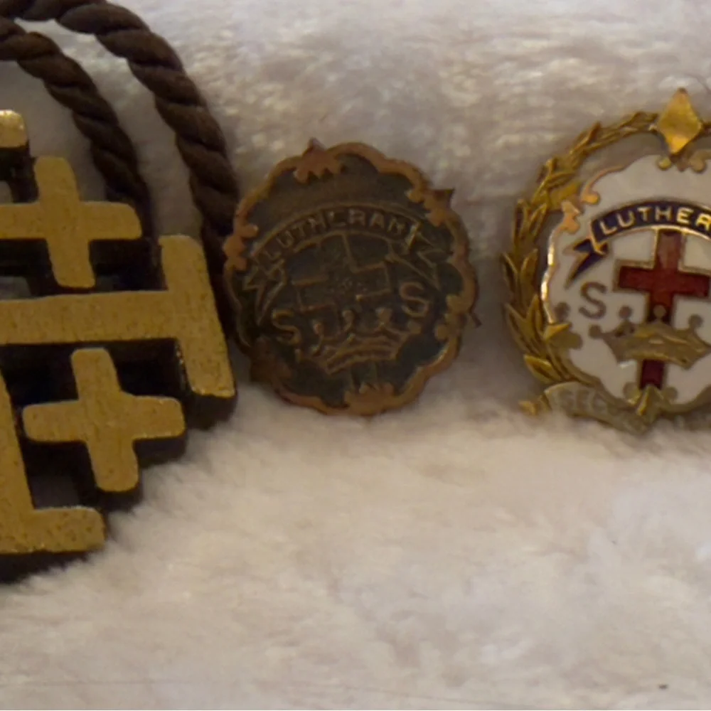Lot of 4 Vintage Religious Accessories Terra Sancta Guild Lutheran Enamel